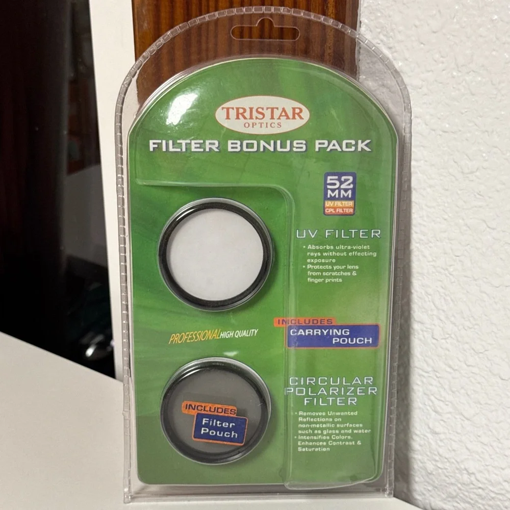 Tristar Optics Filter Bonus Pack 52mm (UV Filter, Polarizer Filter, Pouch) -NEW